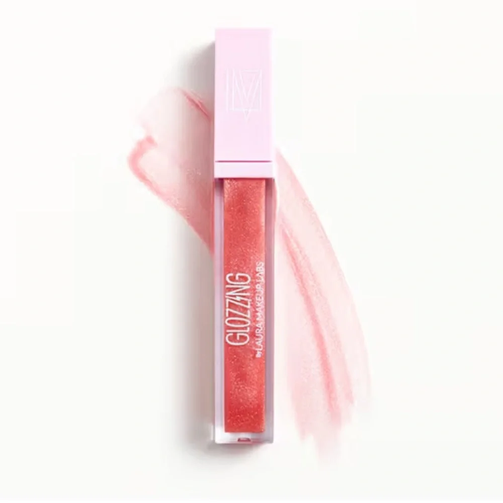 💎 LAURA MAKEUP LABS Glozzing Sparkly Lipgloss in Color Myzztic New Sealed